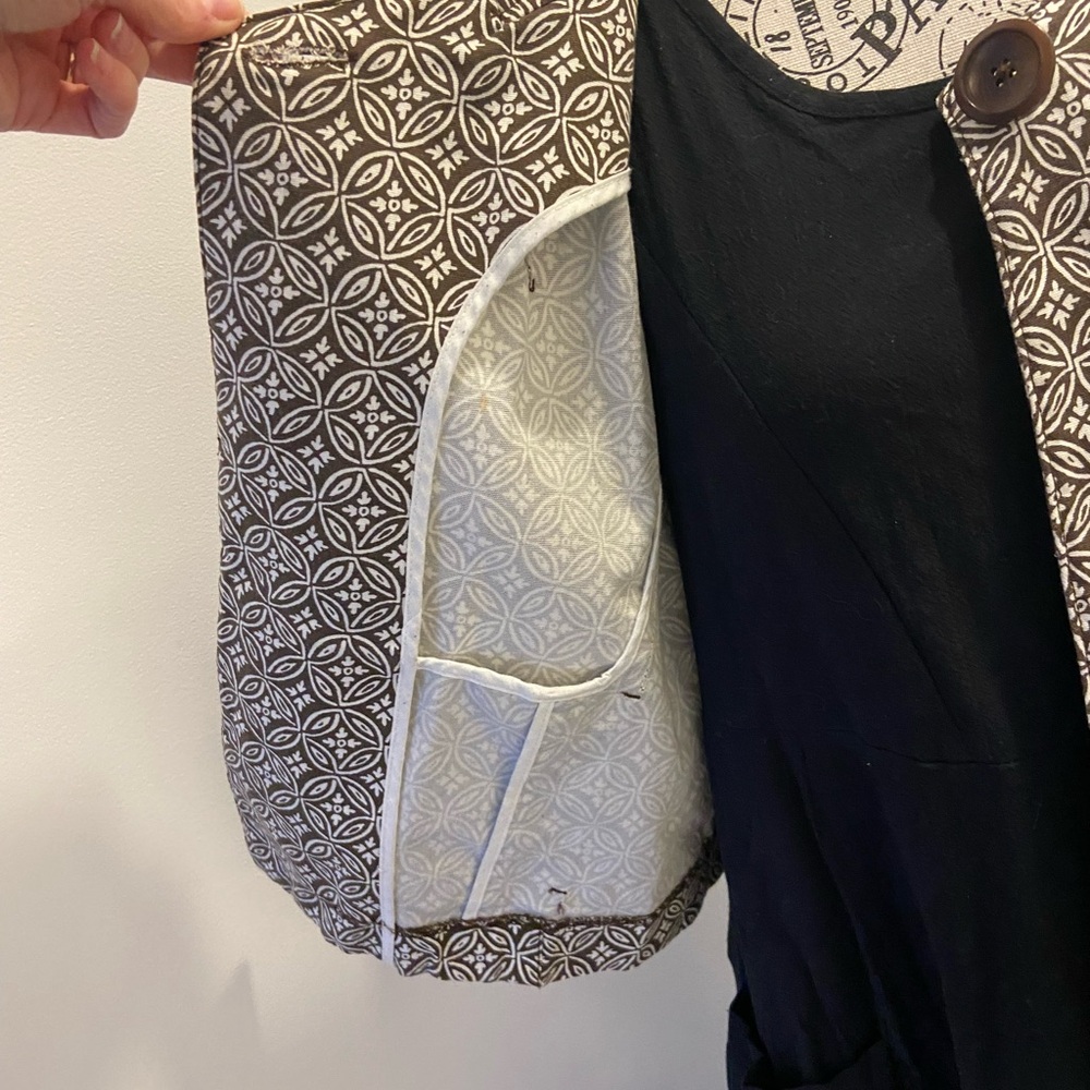Textured Beige Patterned Cropped Jacket - Picture 7 of 11